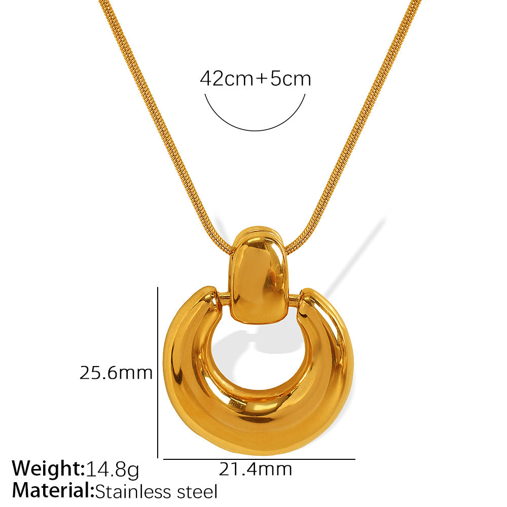 Retro High-end Earrings Set