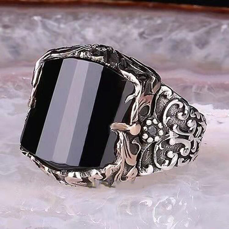 Love Knot Ring