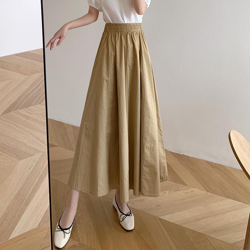 Ivy Elegance